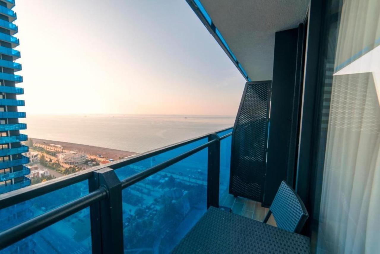 Orbi Twin Towers Aparthotel With Sea View Batumi Eksteriør billede