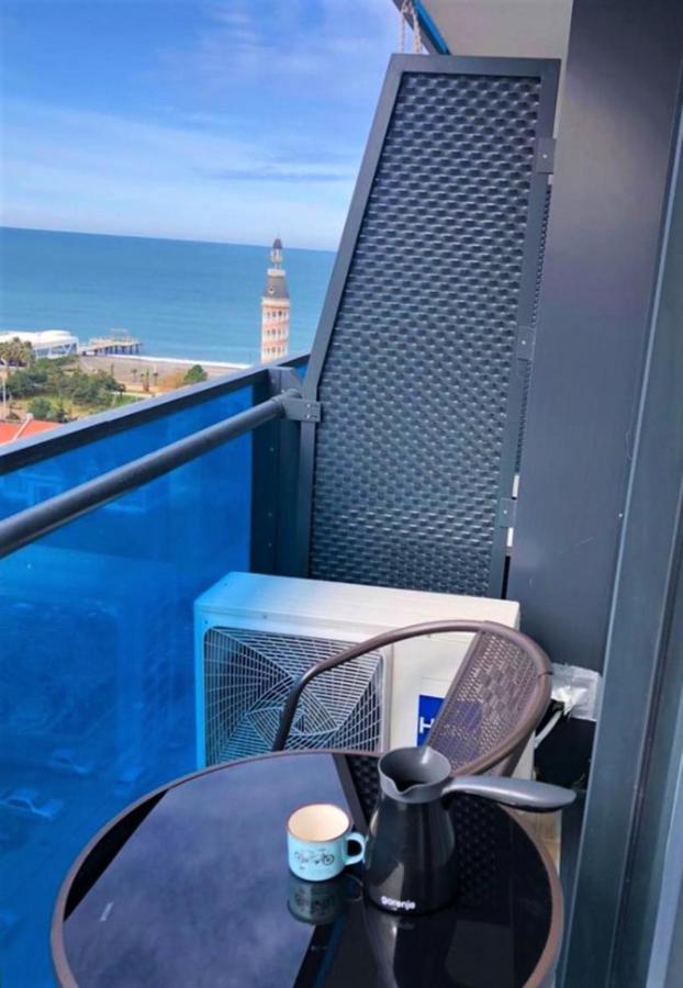 Orbi Twin Towers Aparthotel With Sea View Batumi Eksteriør billede