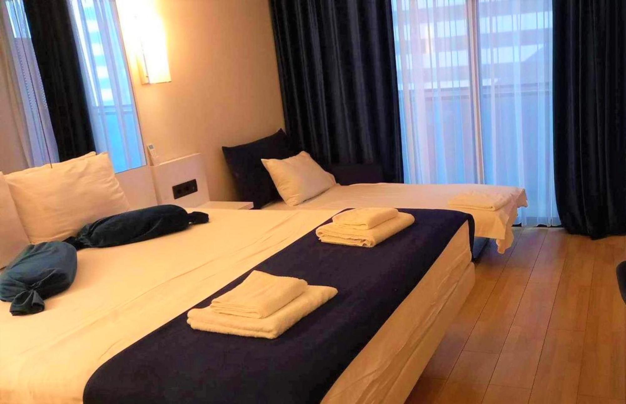 Orbi Twin Towers Aparthotel With Sea View Batumi Eksteriør billede